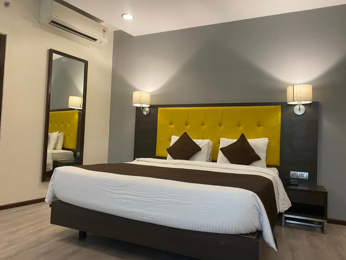 Hotel Mumbai House Airoli, 纳威孟买 外观 照片