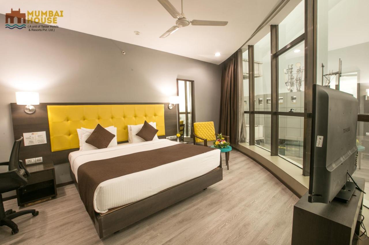 Hotel Mumbai House Airoli, 纳威孟买 外观 照片