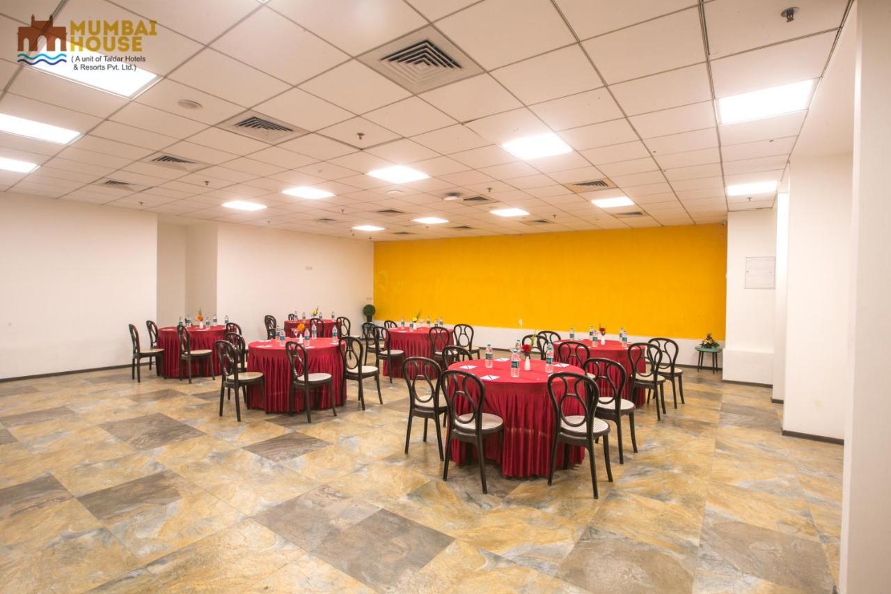 Hotel Mumbai House Airoli, 纳威孟买 外观 照片